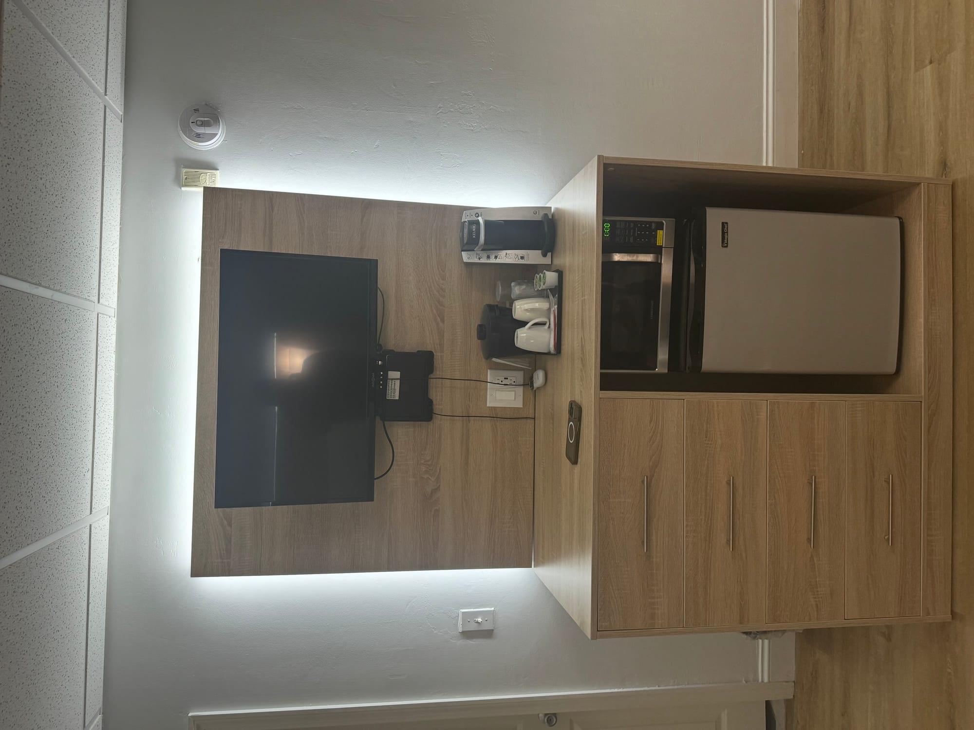 Towne Lyne Motel project image 30