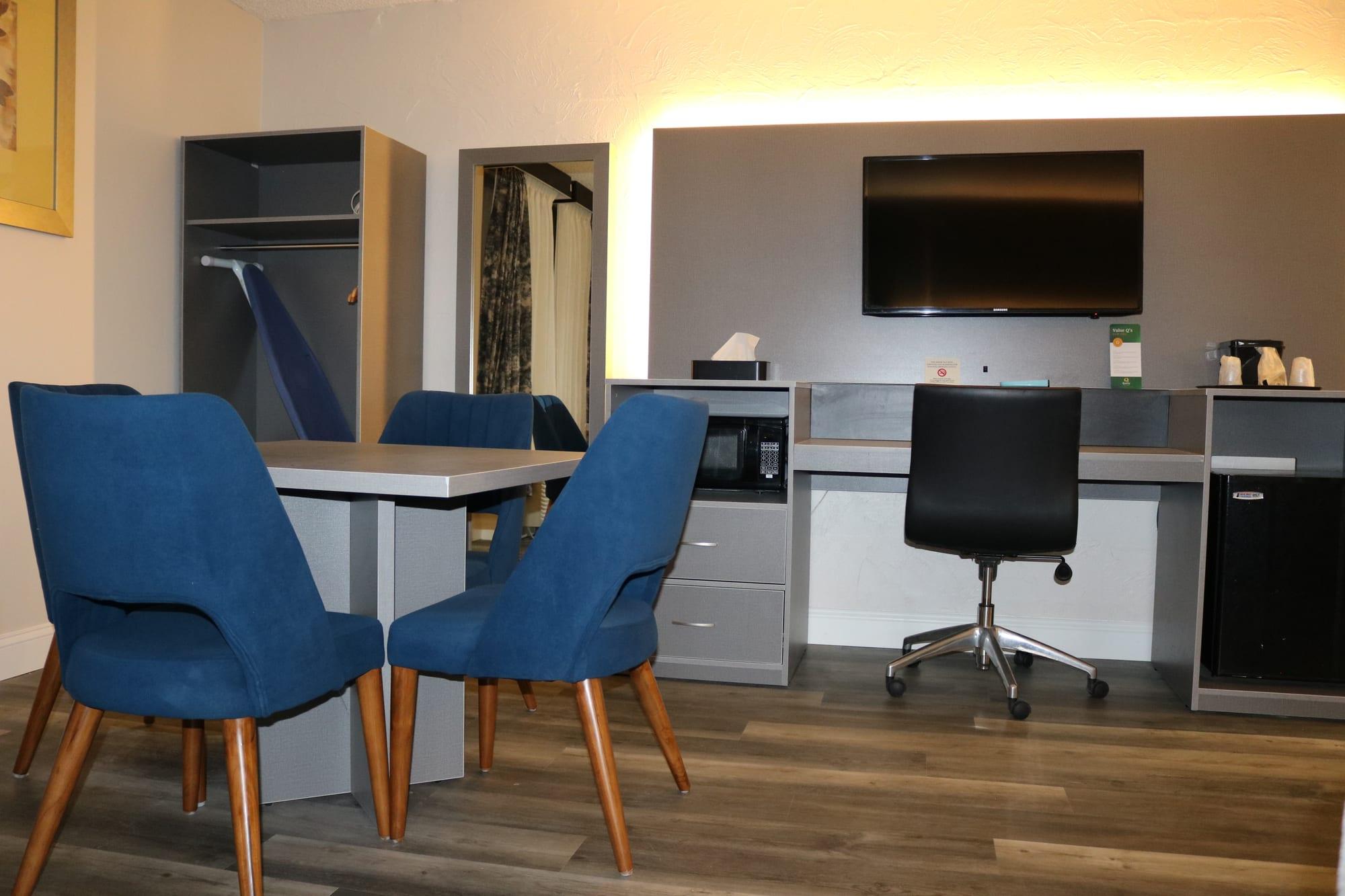 Quality Inn - Bangor, ME — custom hospitality furniture project by DMD Furnishing (photo 11)