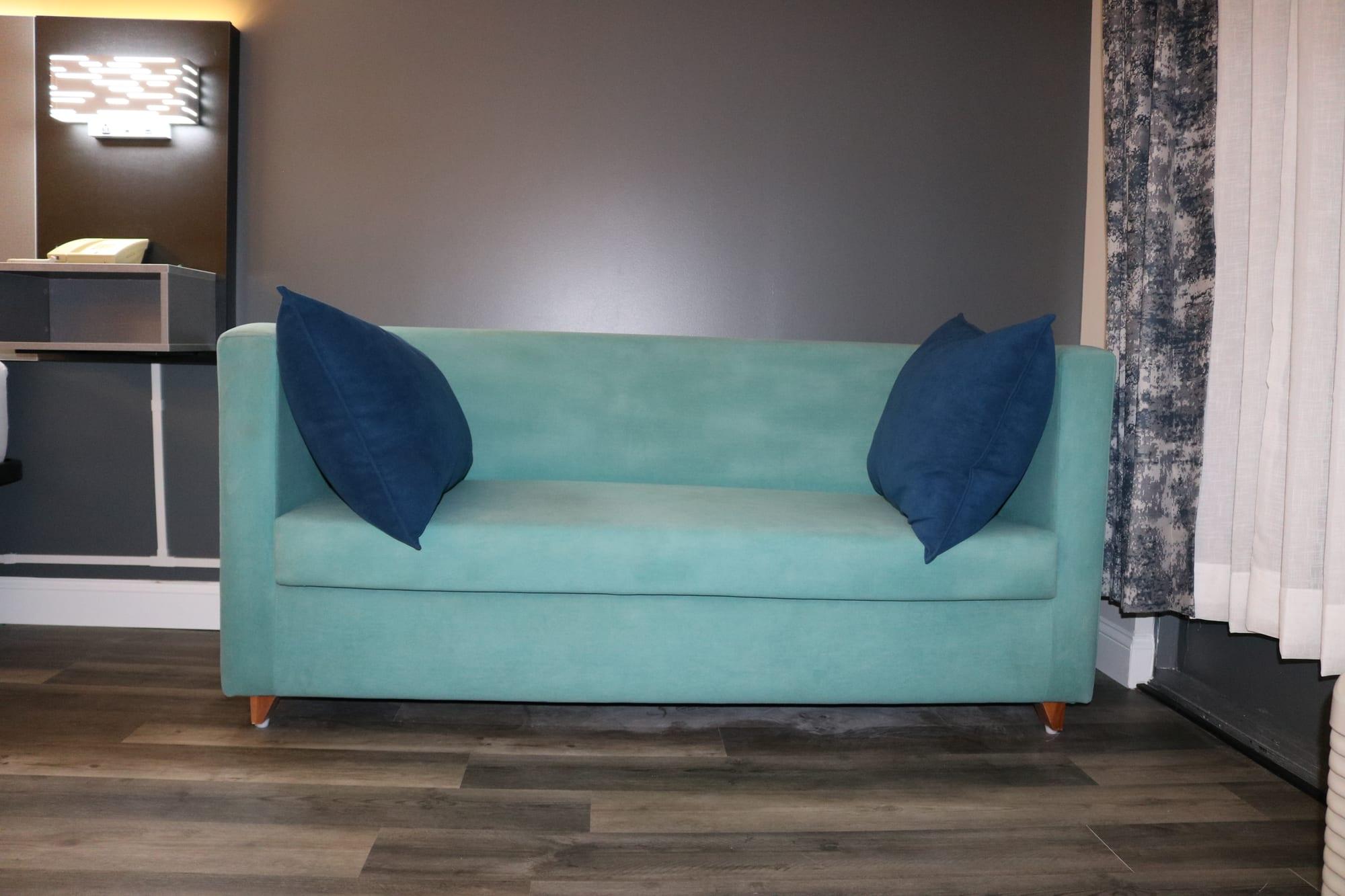 Quality Inn - Bangor, ME — custom hospitality furniture project by DMD Furnishing (photo 12)
