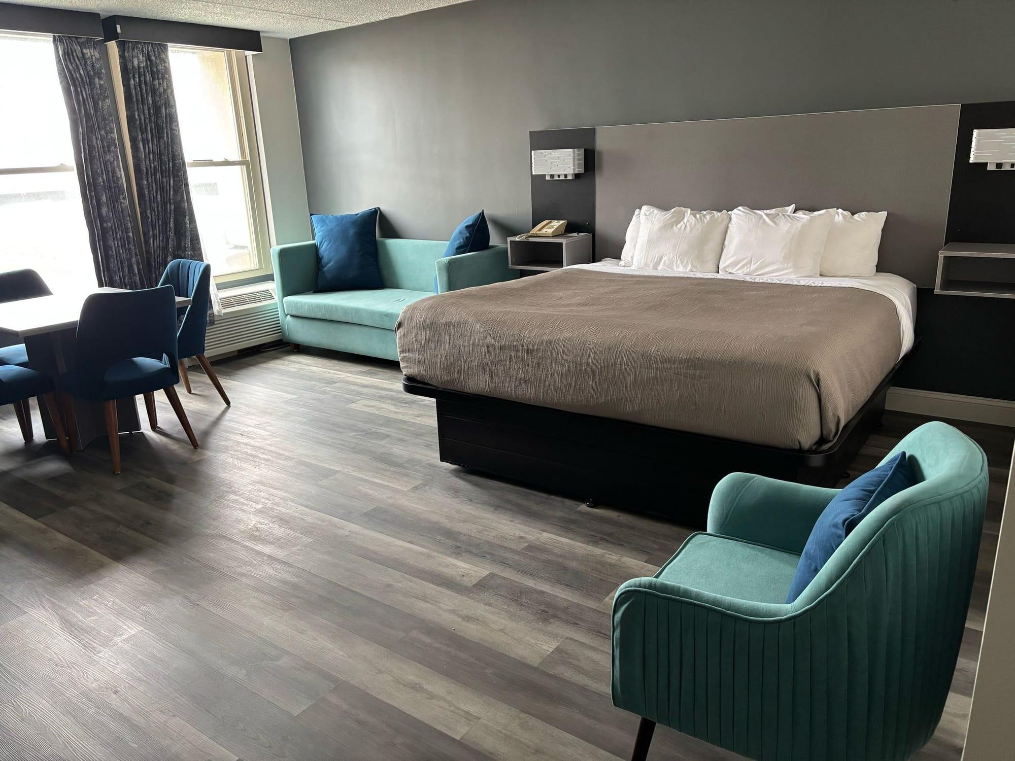 Quality Inn - Bangor, ME — custom hospitality furniture project by DMD Furnishing (photo 34)