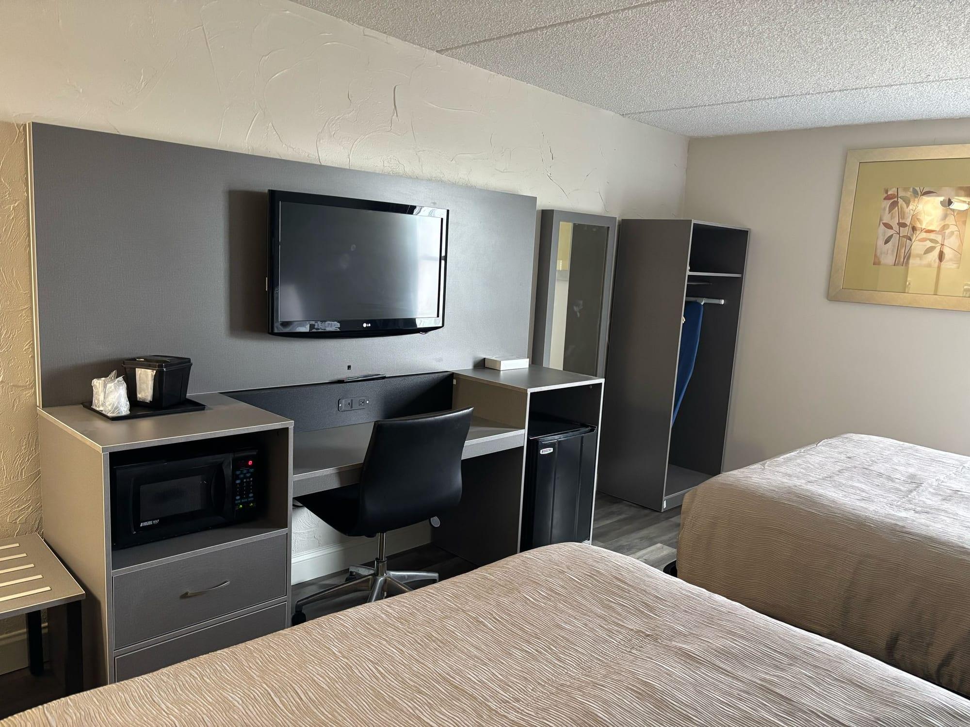 Quality Inn - Bangor, ME — custom hospitality furniture project by DMD Furnishing (photo 38)