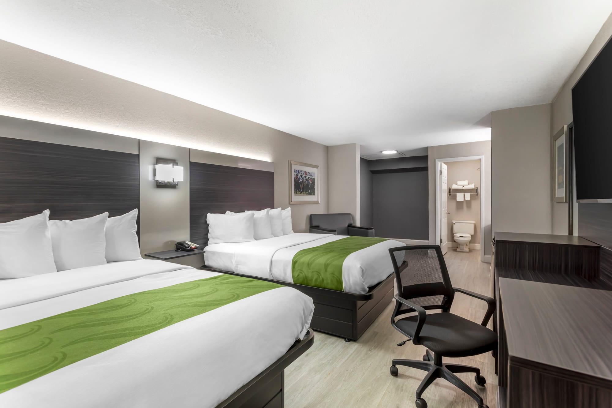 Quality Inn - Gainesville, FL — custom hospitality furniture project by DMD Furnishing (photo 13)