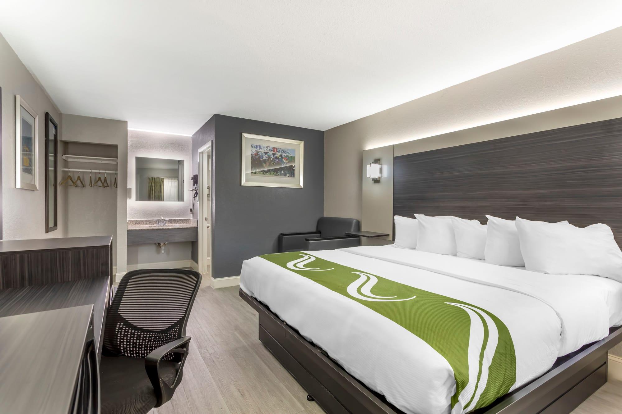 Quality Inn - Gainesville, FL — custom hospitality furniture project by DMD Furnishing (photo 16)