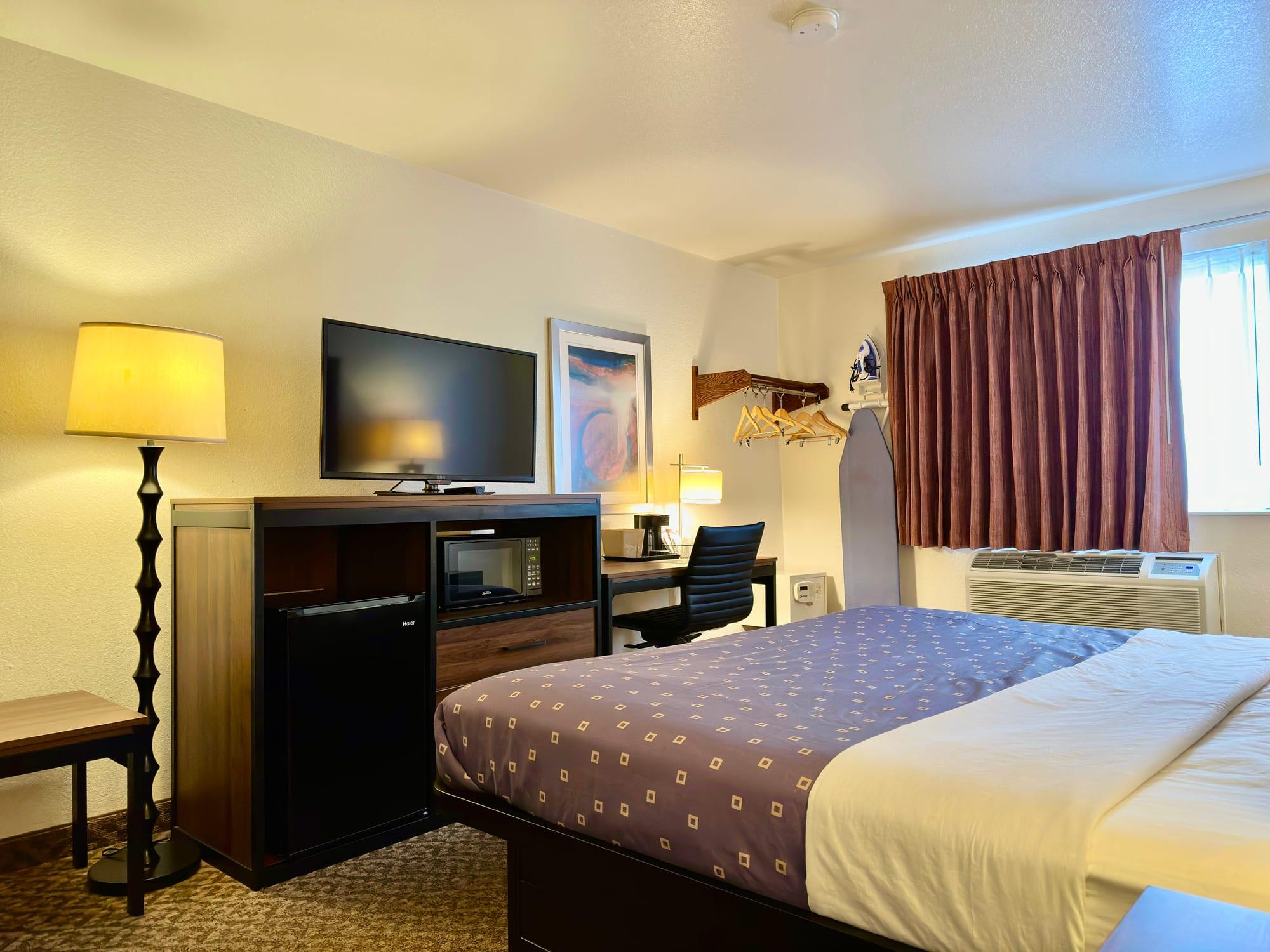 SureStay by BW - Frederick, MD — custom hospitality furniture project by DMD Furnishing (photo 9)