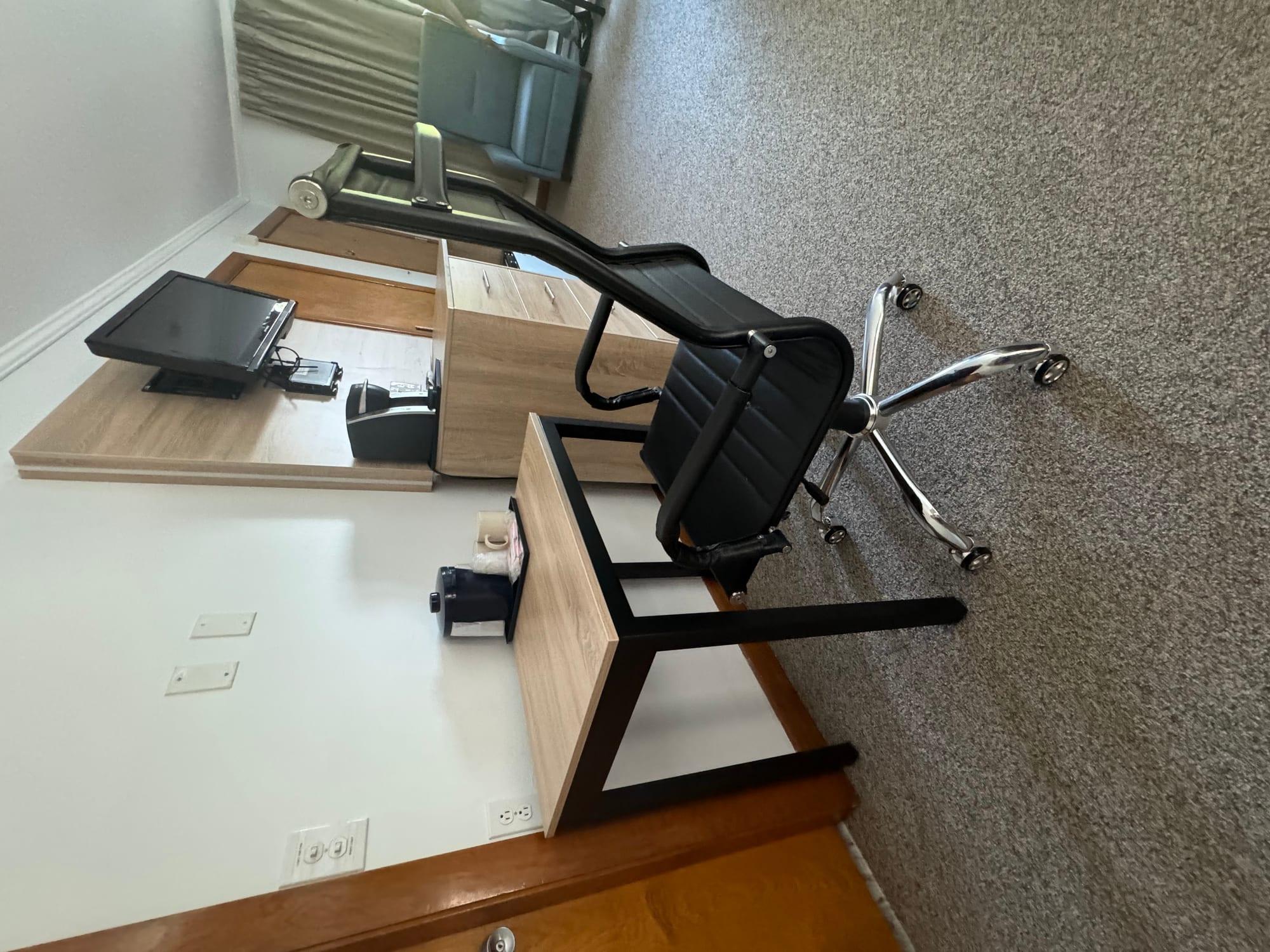 Towne Lyne Motel - Ogunquit, ME — custom hospitality furniture project by DMD Furnishing (photo 4)