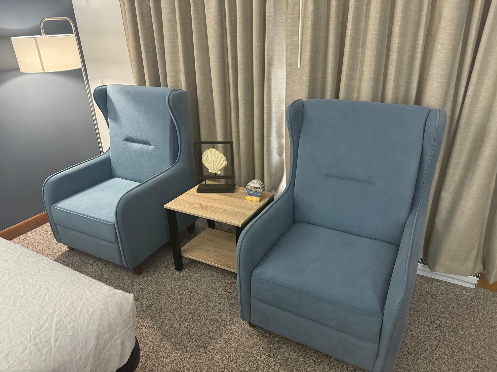 Towne Lyne Motel - Ogunquit, ME — custom hospitality furniture project by DMD Furnishing (photo 21)